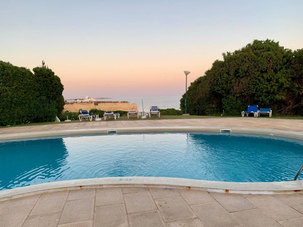 Castelo Da Esperanca Na Vila Sra Da Rocha Porches  Bagian luar foto