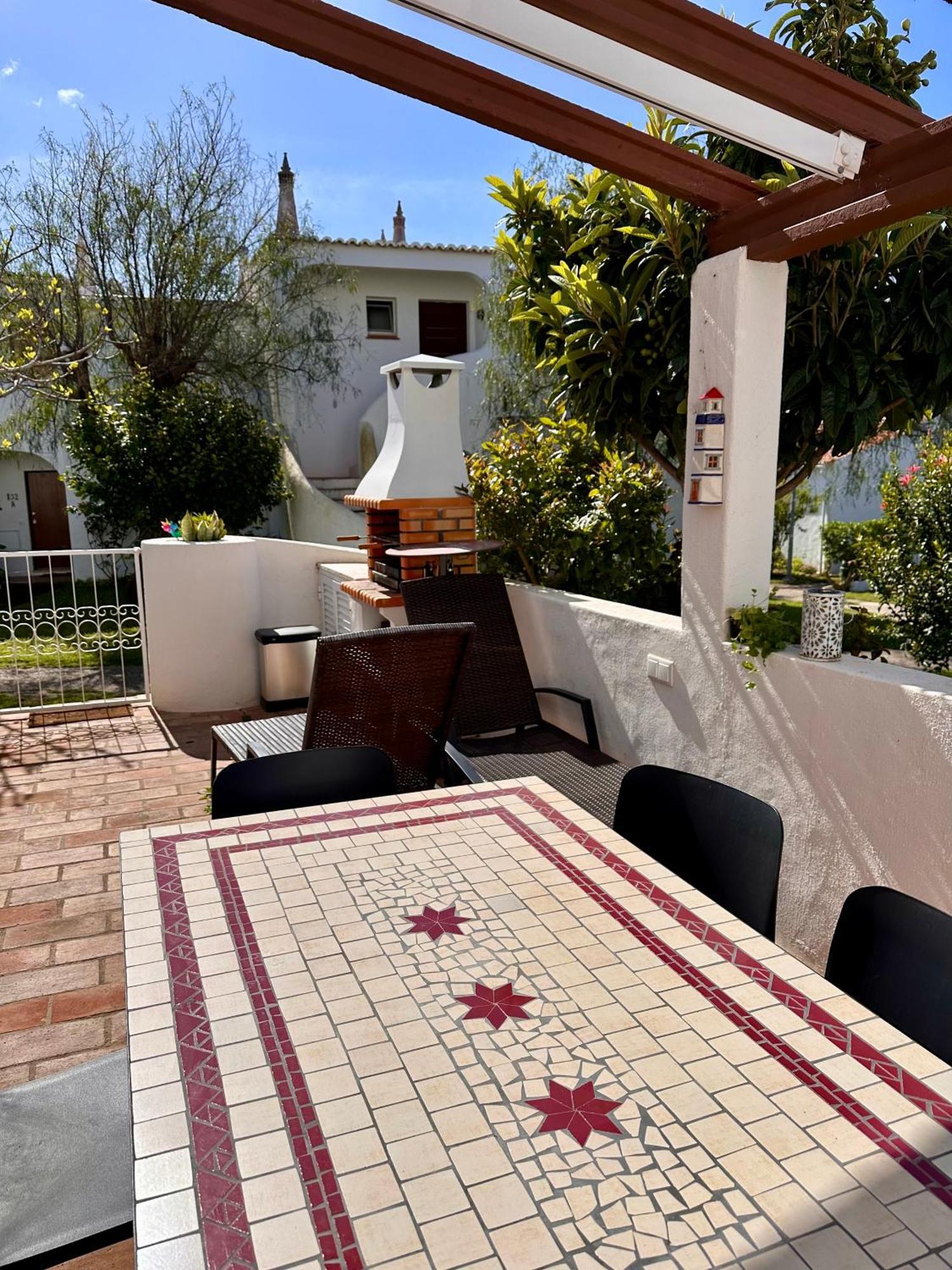 Castelo Da Esperanca Na Vila Sra Da Rocha Porches  Bagian luar foto